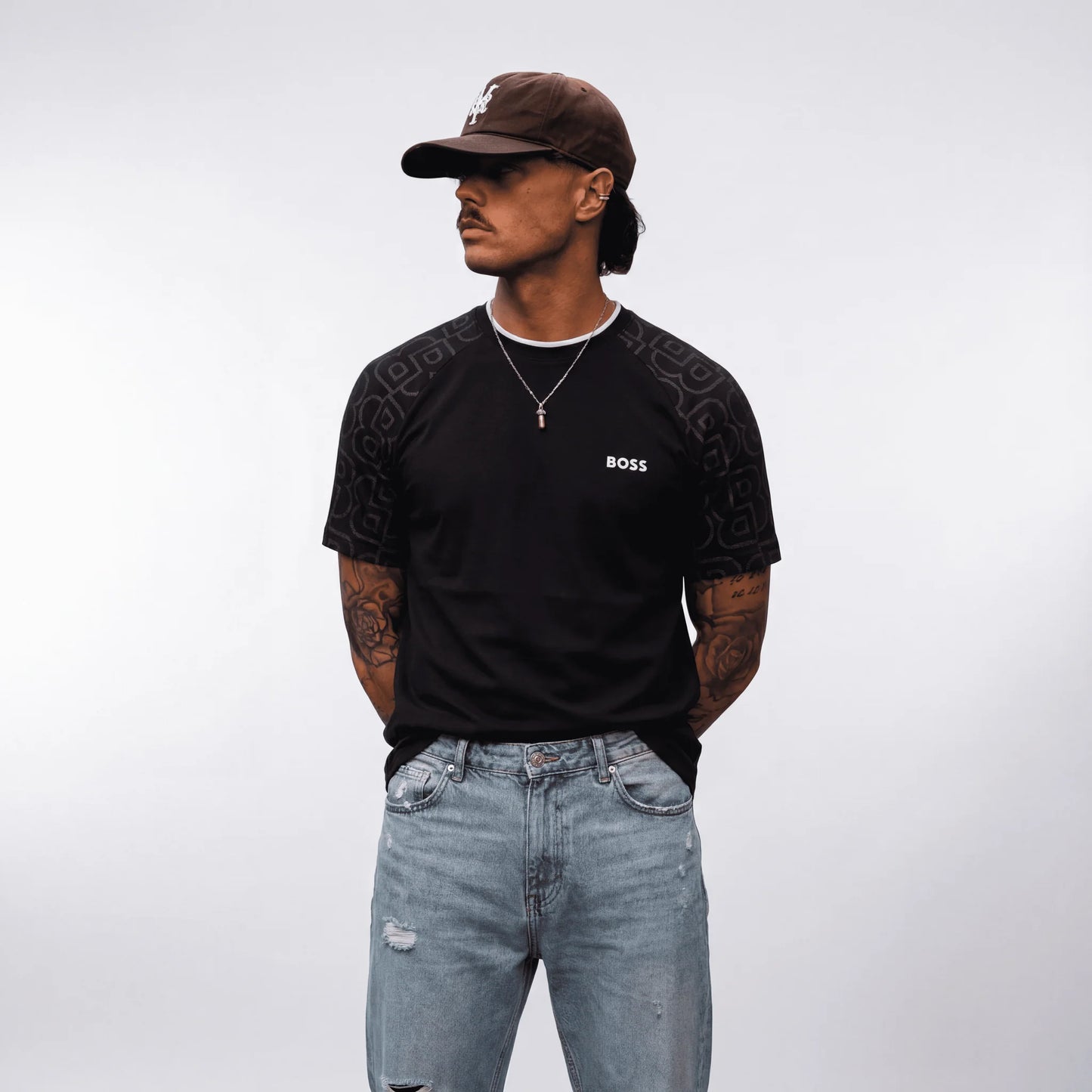 Boss "Monogram Sleeve"