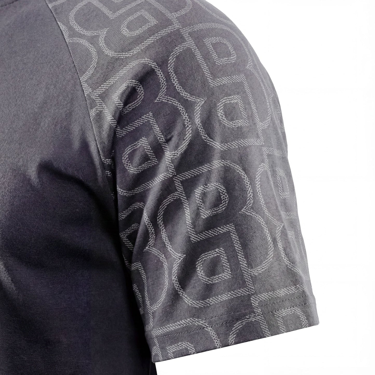 Boss "Monogram Sleeve"